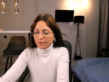 Alisiamilf Chaturbate stream image from February 09, 2025