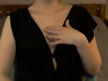 Lola_Coyness Chaturbate stream image from February 09, 2025