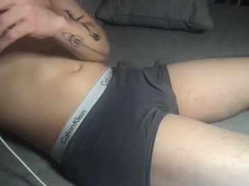 Yxungcouple903 Chaturbate stream image from February 09, 2025