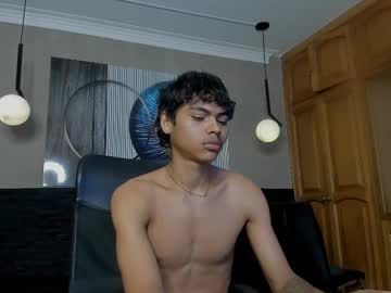 Adam_Piarse Chaturbate stream image from February 09, 2025