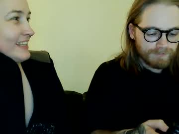 Blondeedisaster Chaturbate stream image from February 09, 2025