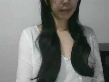 Axuepetitt Chaturbate stream image from February 09, 2025