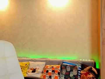 Gloria_Wood Chaturbate stream image from February 09, 2025