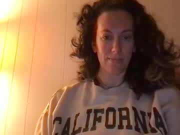 Bonfirebonnie Chaturbate stream image from February 09, 2025