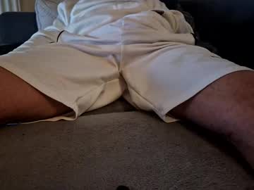 Capoo24 Chaturbate stream image from February 09, 2025
