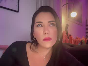 Mistresslaviniario Chaturbate stream image from February 09, 2025