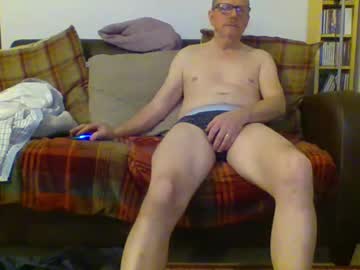 Letmestrip Chaturbate stream image from February 10, 2025