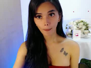 Rosella_Xx Chaturbate stream image from February 10, 2025