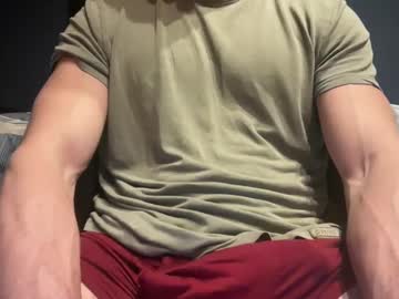 Trackstar333 Chaturbate stream image from February 10, 2025