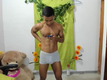 Corzoethan Chaturbate stream image from February 10, 2025