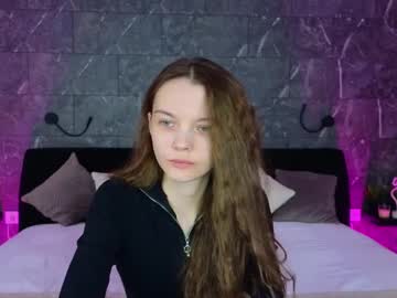 Cutiechloee Chaturbate stream image from February 10, 2025