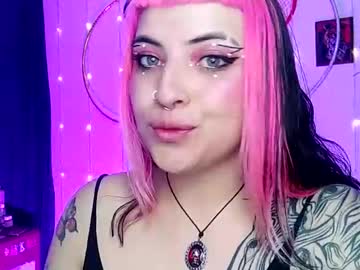 Luna_Ray420 Chaturbate stream image from February 10, 2025