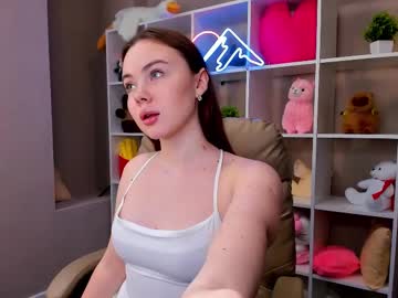 Emma_Richardsonn Chaturbate stream image from February 10, 2025