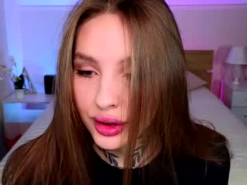 Mia_Chill Chaturbate stream image from February 10, 2025