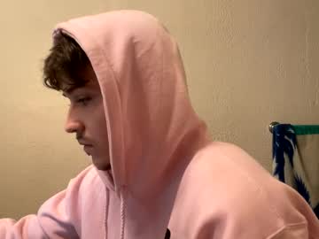 Yungstudbev Chaturbate stream image from February 10, 2025