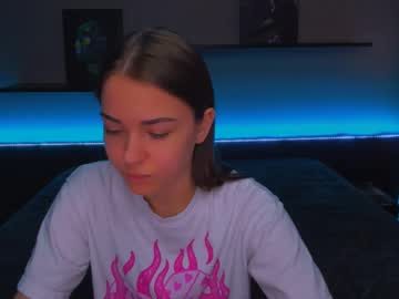 Alexabarkley Chaturbate stream image from February 10, 2025