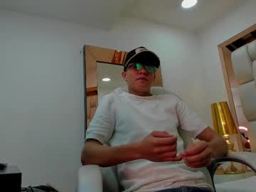 Kaleth_Smith Chaturbate stream image from February 10, 2025