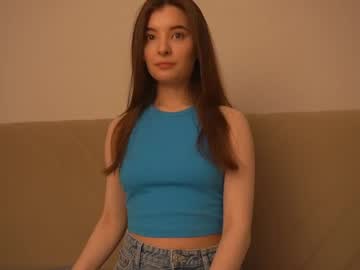 _Lovelyen Chaturbate stream image from February 10, 2025