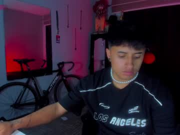 Boylatin_777 Chaturbate stream image from February 10, 2025