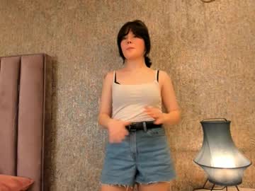 Julianahallett Chaturbate stream image from February 10, 2025