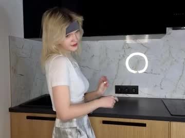 Lornaelswick Chaturbate stream image from February 10, 2025