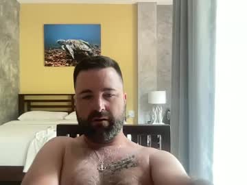 Choubamou34 Chaturbate stream image from February 10, 2025