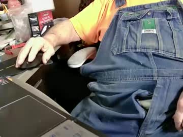 Fatfreddythecat Chaturbate stream image from February 10, 2025