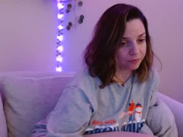 Kitatochips Chaturbate stream image from February 10, 2025