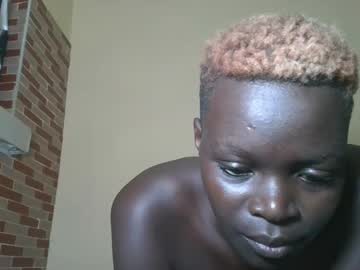 Darkberry24 Chaturbate stream image from February 10, 2025