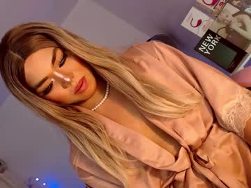 Glamorous_Aika Chaturbate stream image from February 10, 2025