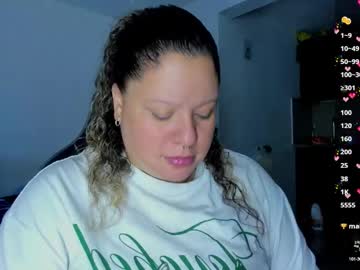 Mariana_Smittt Chaturbate stream image from February 10, 2025