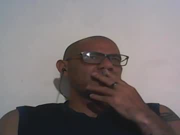 Retlam37 Chaturbate stream image from February 10, 2025