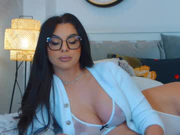 Evareyss Chaturbate stream image from February 10, 2025