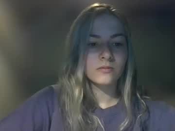 Rosie_June Chaturbate stream image from February 10, 2025