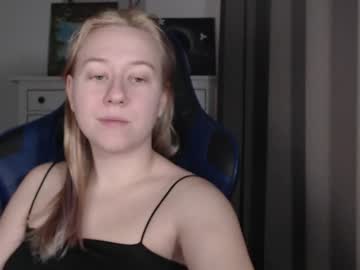 Lenorra Chaturbate stream image from February 10, 2025