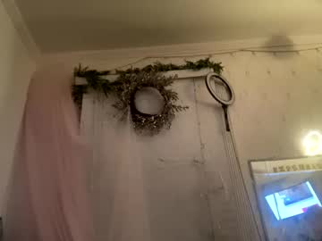 Temptress_Tara Chaturbate stream image from February 10, 2025