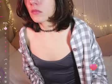 Alicapure Chaturbate stream image from February 10, 2025