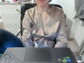Angel_Lee__ Chaturbate stream image from February 10, 2025