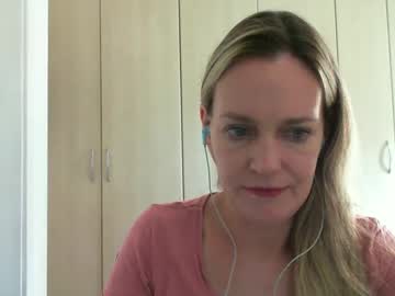 Crazyanny Chaturbate stream image from February 10, 2025