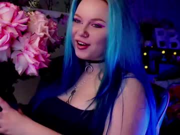 Moon_Valkyriie Chaturbate stream image from February 10, 2025