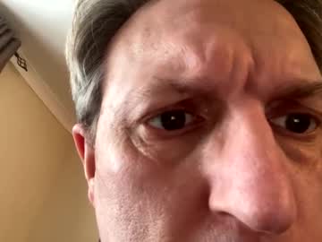 Icums4u Chaturbate stream image from February 10, 2025