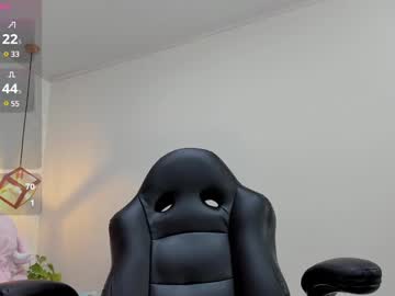 Mayroberts Chaturbate stream image from February 10, 2025