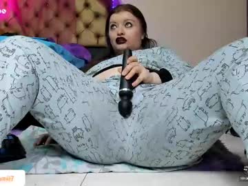 Queensami7 Chaturbate stream image from February 10, 2025