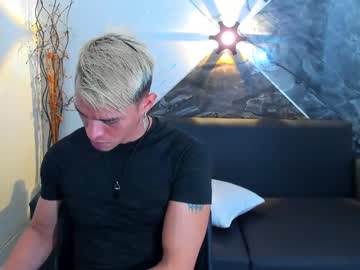 Anzelott Chaturbate stream image from February 10, 2025