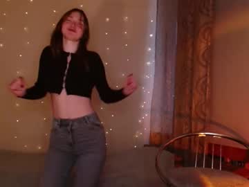Billie_Roth Chaturbate stream image from February 10, 2025