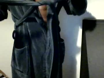 Dudethebigone Chaturbate stream image from February 10, 2025
