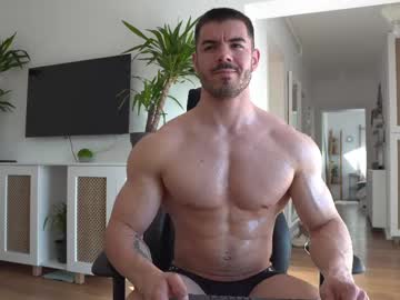 Kevinandresxx Chaturbate stream image from February 10, 2025