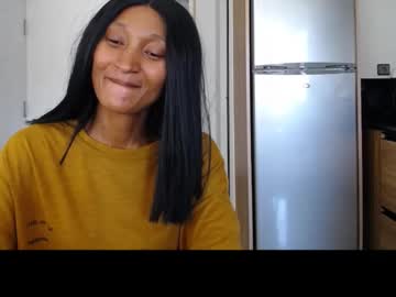 Sensuellah Chaturbate stream image from February 10, 2025