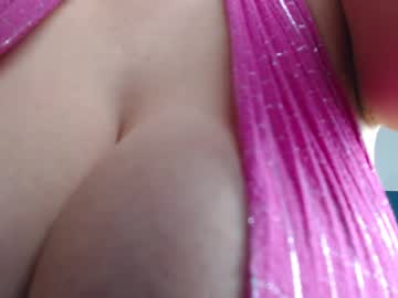 Candyhottetiana Chaturbate stream image from February 10, 2025