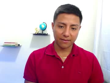Dereeck14 Chaturbate stream image from February 10, 2025